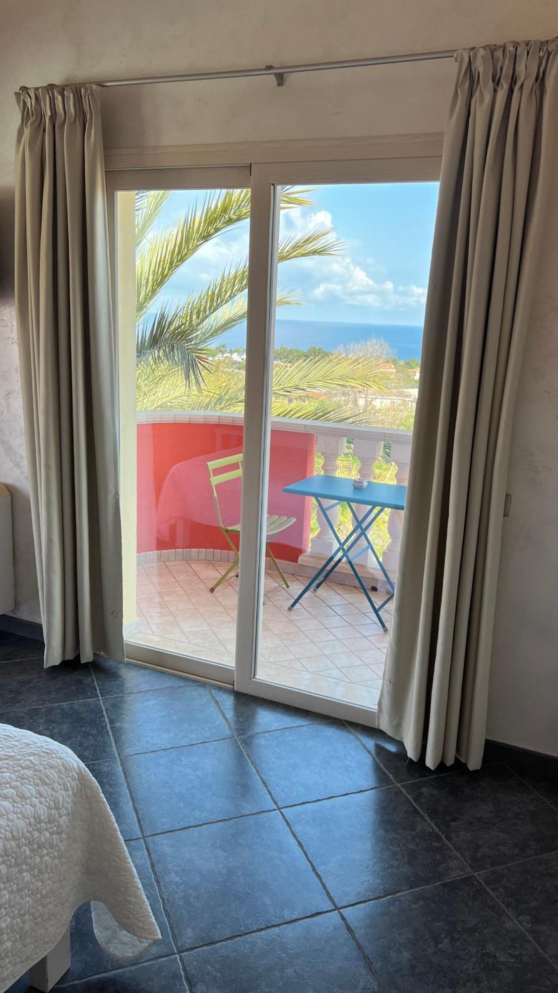 Отель Borgo Di Santa Barbara Санта-Доменика Экстерьер фото