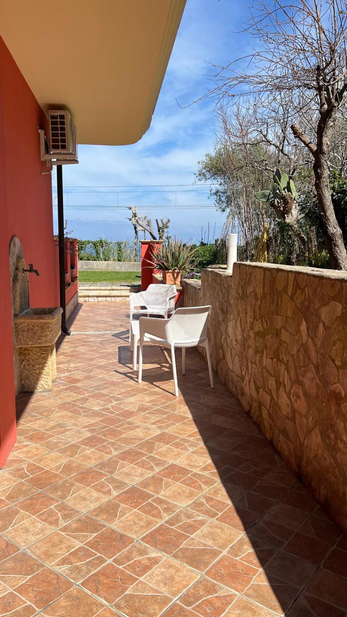 Отель Borgo Di Santa Barbara Санта-Доменика Экстерьер фото